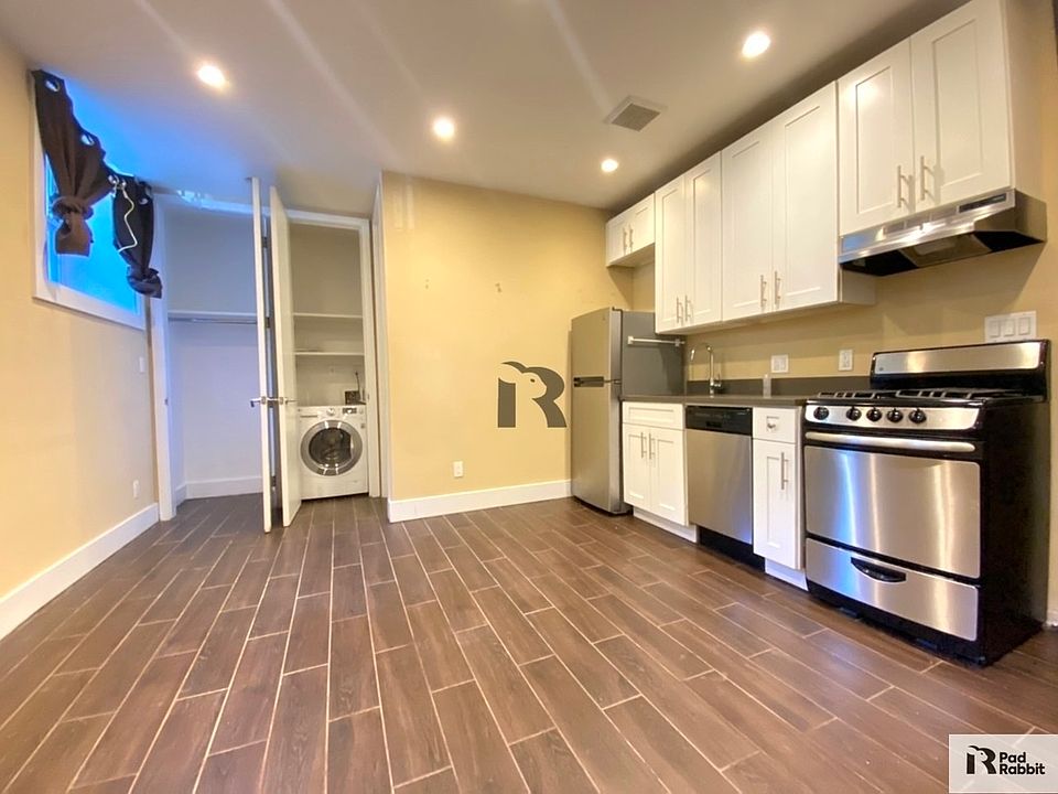 1st image of 340 Sterling Pl