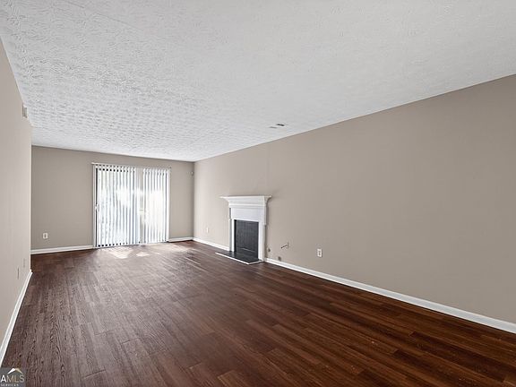 5th image of 814 Hemingway Rd
