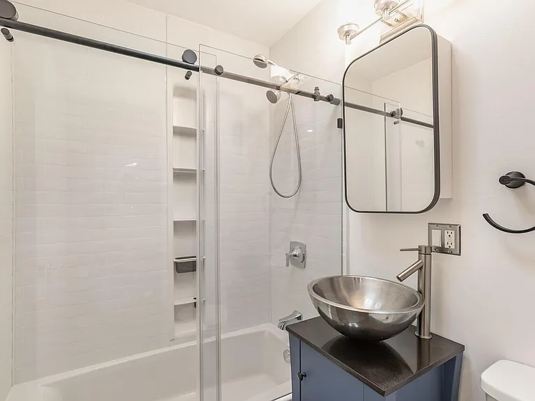 99 Cedar St #1 — Photo 9