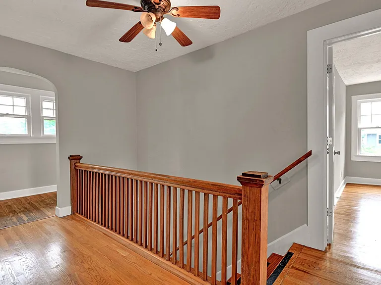 4302 Cornelius Ave — Photo 9