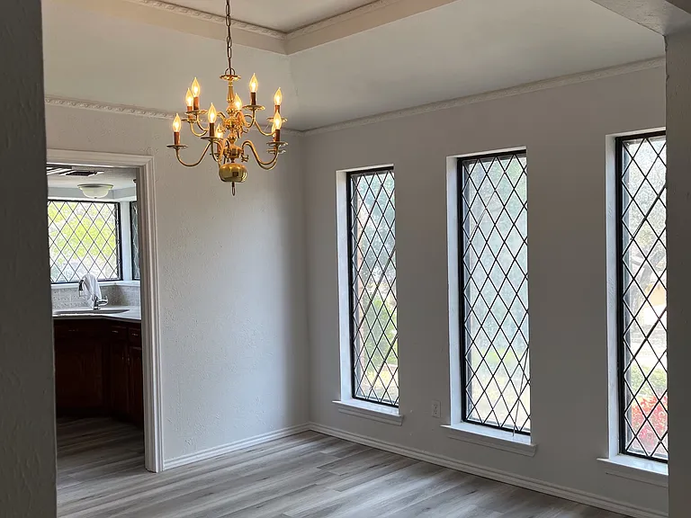 1225 Stonewall St — Photo 4