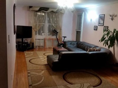 150-15 79 Ave #5, Kew Garden Hills, NY, 11367