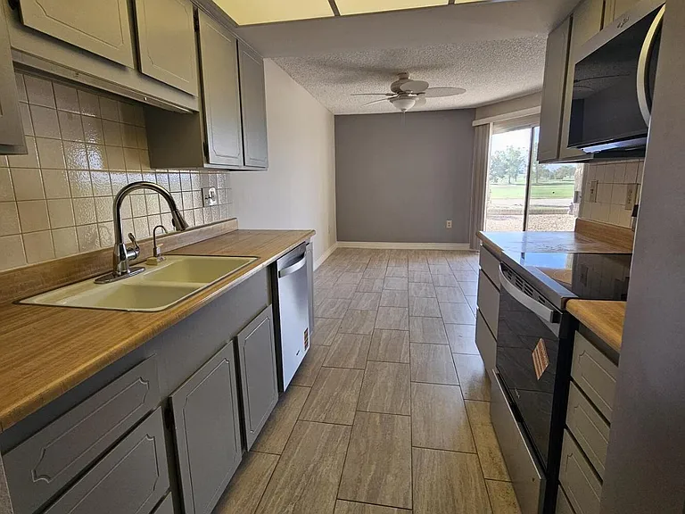 19802 N Star Ridge Dr — Photo 5