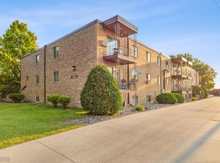 3108 5th St S APT 14, Moorhead, MN 56560