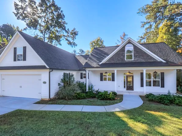 5286 Greenway Dr, Villa Rica, GA 30180