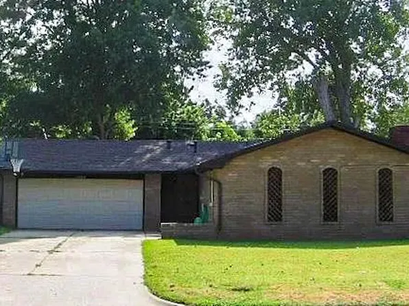 2624 N Grant Ave, Bethany, OK 73008