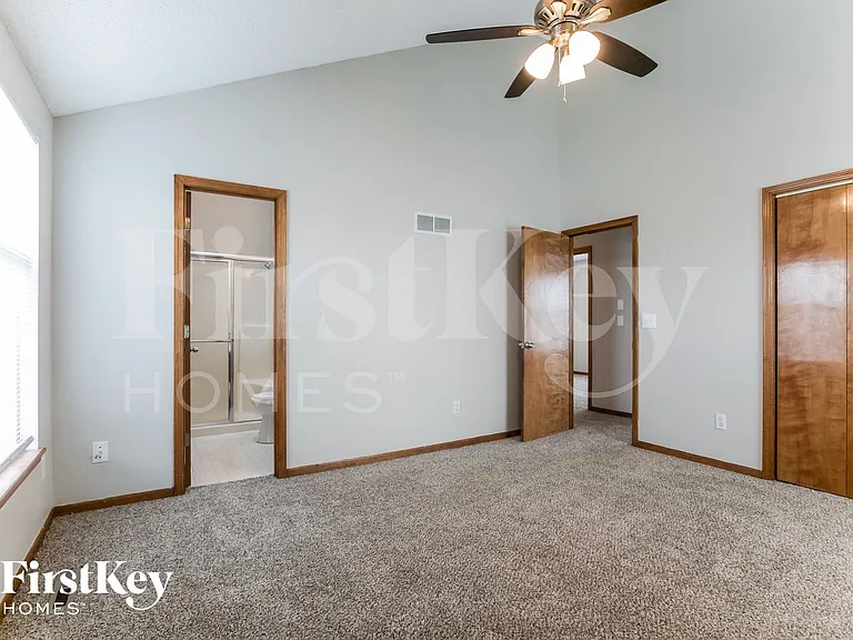 306 Copeland Dr — Photo 8