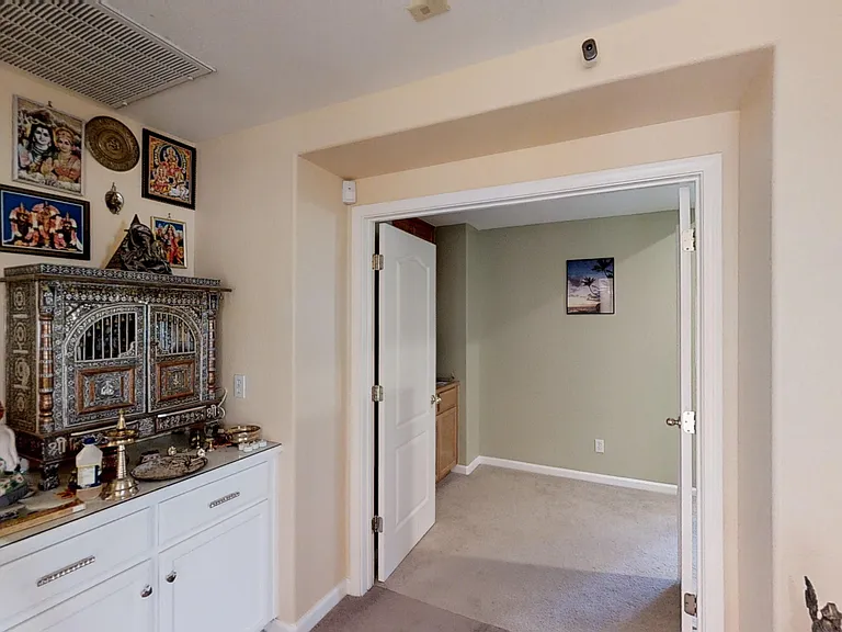 Wildflower Dr — Photo 19