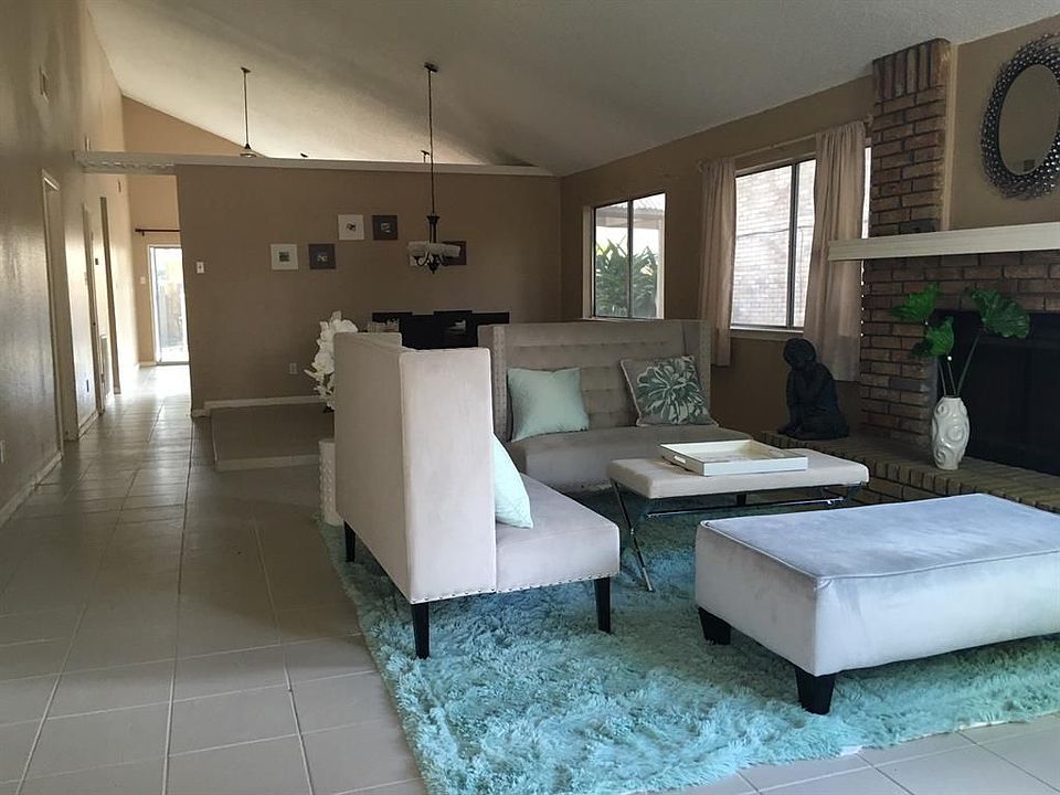 1st image of 2907 Waypark Dr