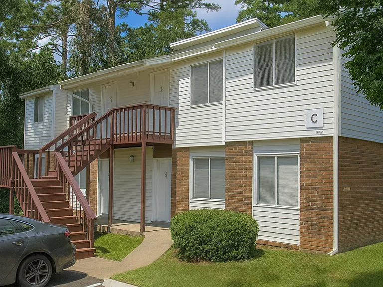 1853 Ivy Ln — Photo 19