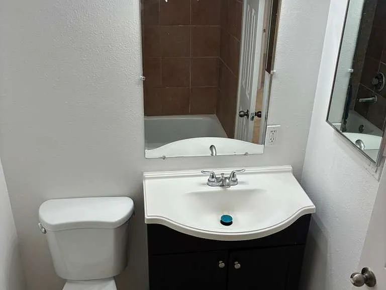 6121 Granada Cir — Photo 6
