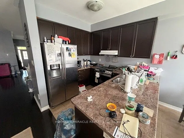 705 Sauve St — Photo 7