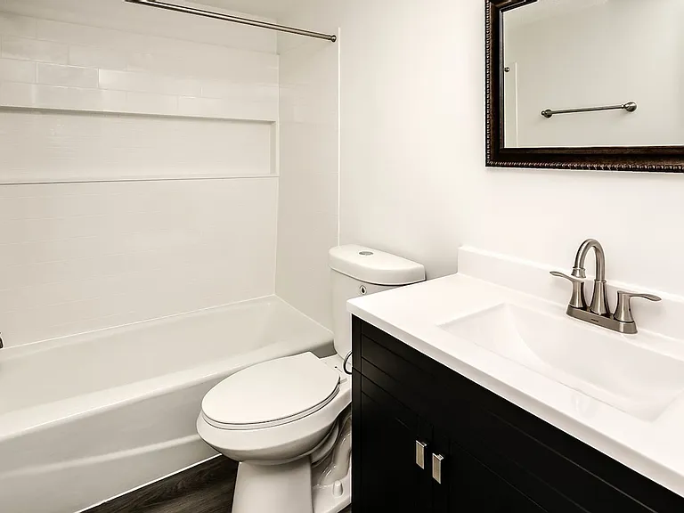CB 12 — Photo 9