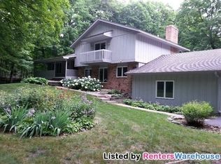 6350 Baycliffe Rd, Excelsior, MN 55331