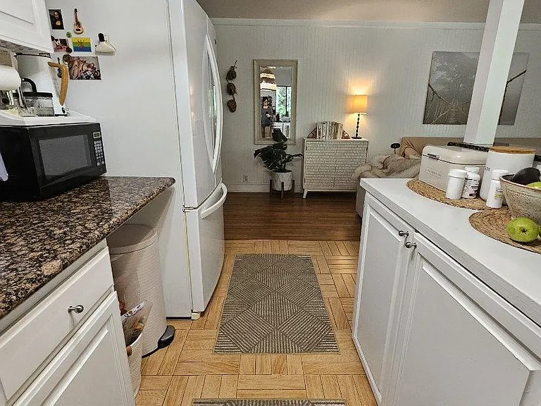 31494 West St #B — Photo 5