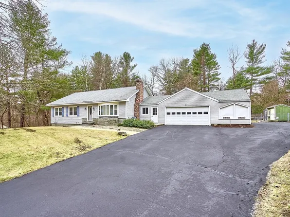 124 Lost Lake Dr, Groton, MA 01450