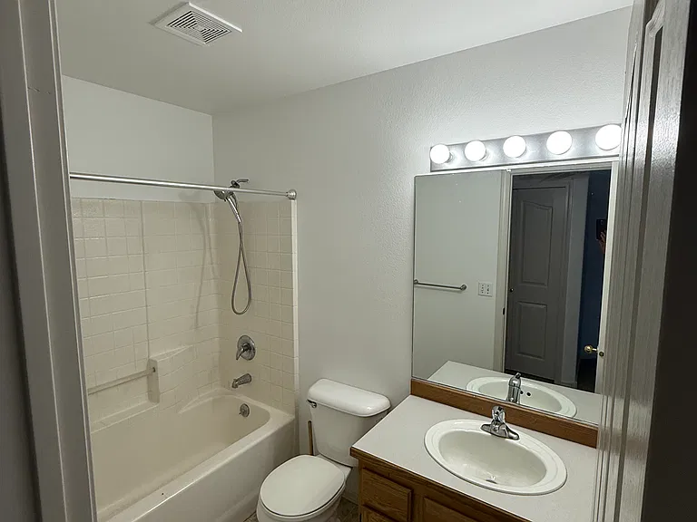 2206 Lila Ave #1 — Photo 4