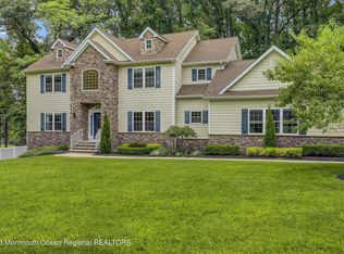 28 Van Brackle Rd, Holmdel, NJ 07733
