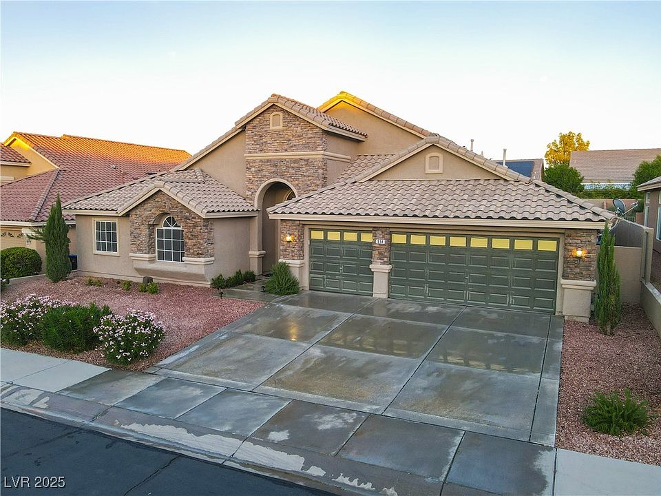 1st image of 514 Enchanted Lakes Dr