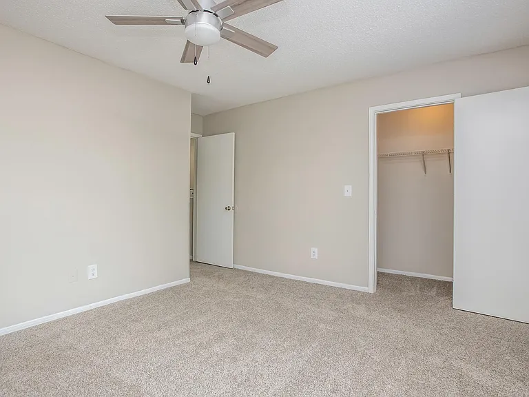 Townhomes at Pine Hill — Photo 35