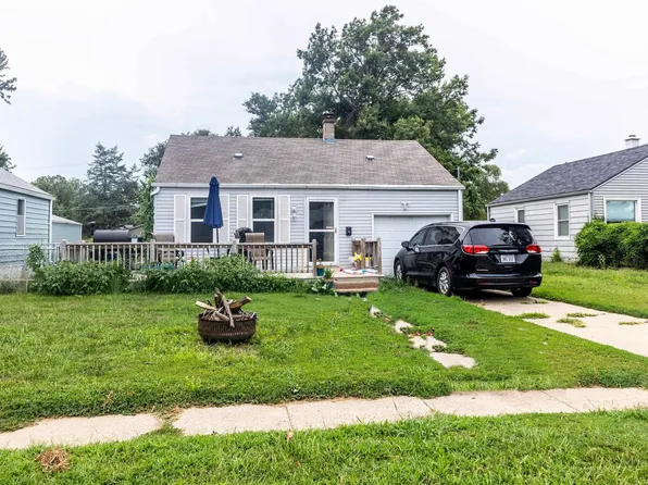 2308 Main St, Bellevue, NE 68005