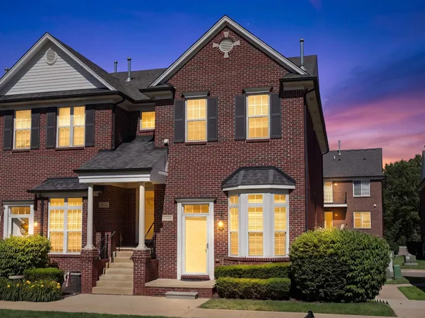 53227 E Providence Dr, Shelby Township, MI 48316