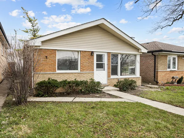 7727 New England Ave, Burbank, IL 60459
