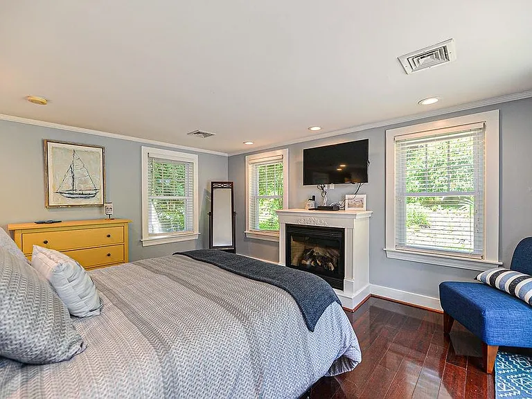 113 Wentworth Rd — Photo 28