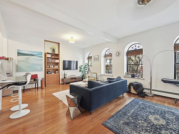 2nd image of 220 E 10th St APT 2F