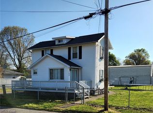 708 George St, Belpre, OH 45714