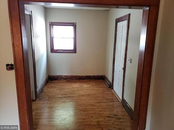 2nd image of 246 N Maryland St