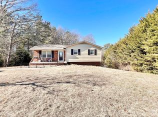 3625 Waterberry Ln, Hudson, NC 28638