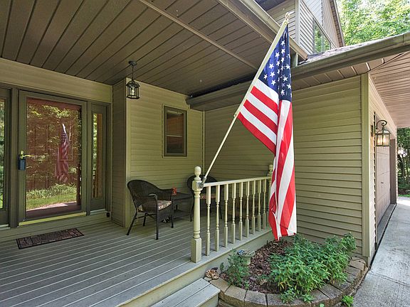 3rd image of 2772 N Waskevich Ln