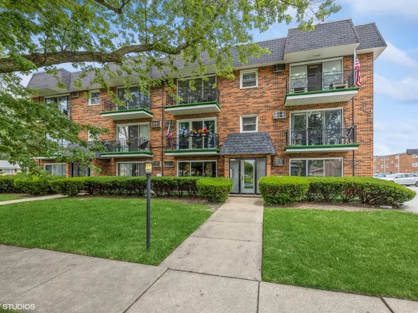 3758 W 120th St APT 1C, Alsip, IL 60803