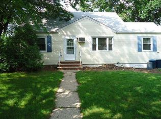 1216 Deerfield Ter, Linden, NJ 07036