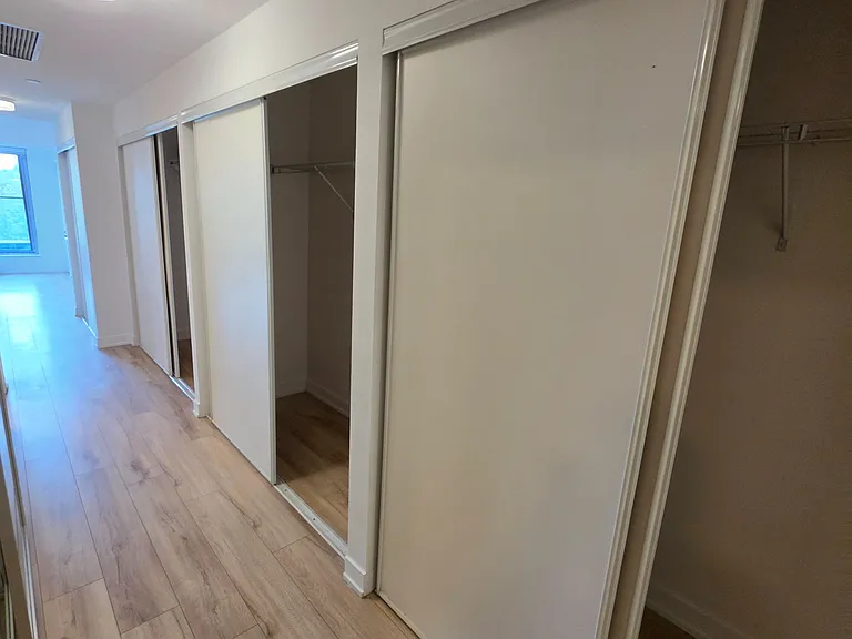 2433 Dufferin St #208 — Photo 12