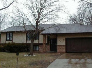 7517 82nd Ave N, Brooklyn Park, MN 55445