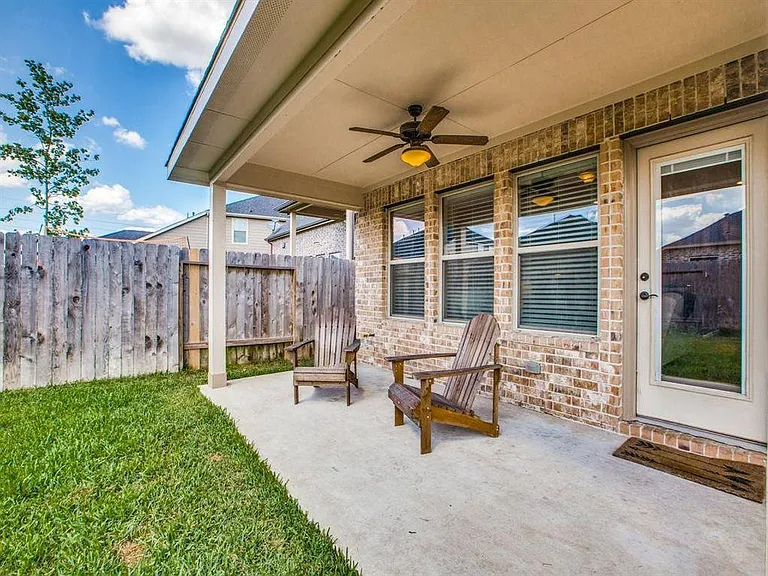 31208 Liberty Knoll Ln — Photo 7