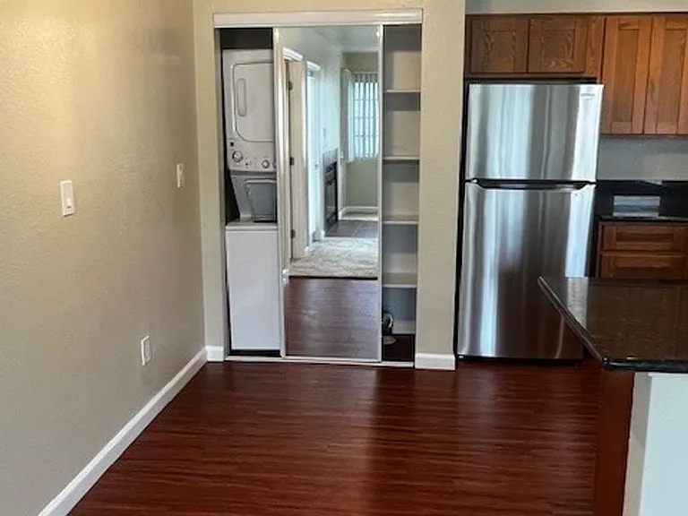 Carmel Woods Apartments — Photo 106