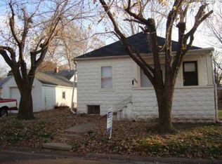 1506 Highland Ave, Pekin, IL 61554