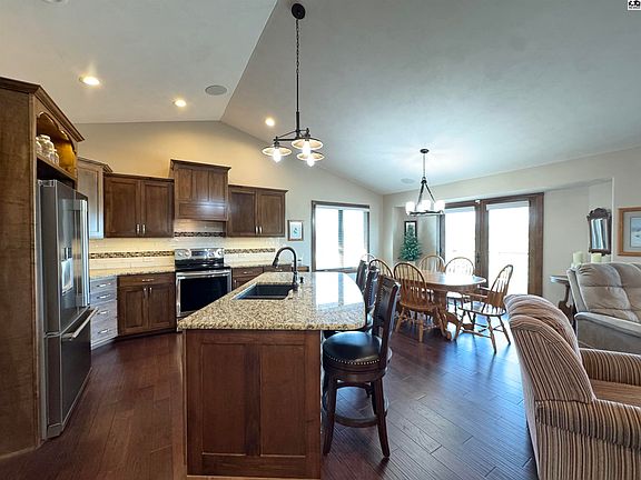 5th image of 2809 Morris Rd