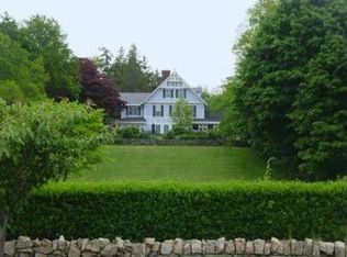 145 Wellington Ave, Newport, RI 02840