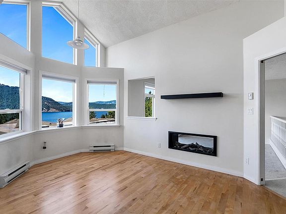 4th image of 1700 Pritchard Rd #8