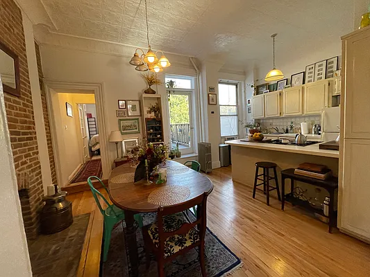 Rented by Realty Collective | media 13