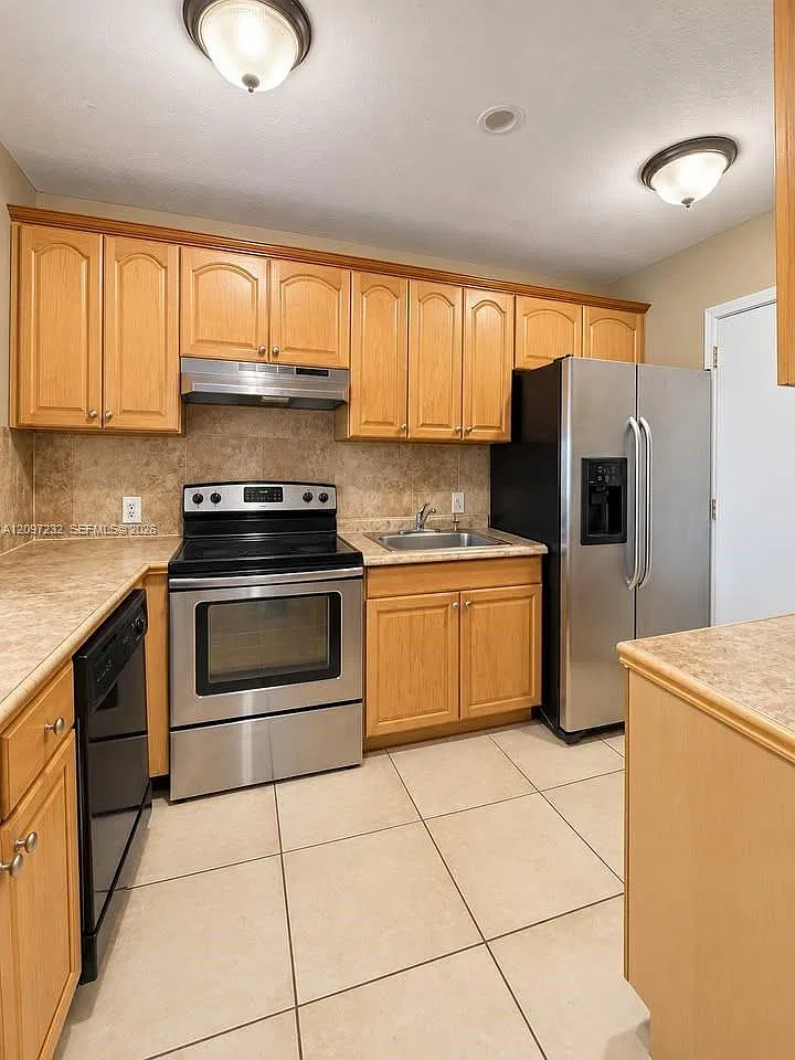 Town Square Condo — Photo 1