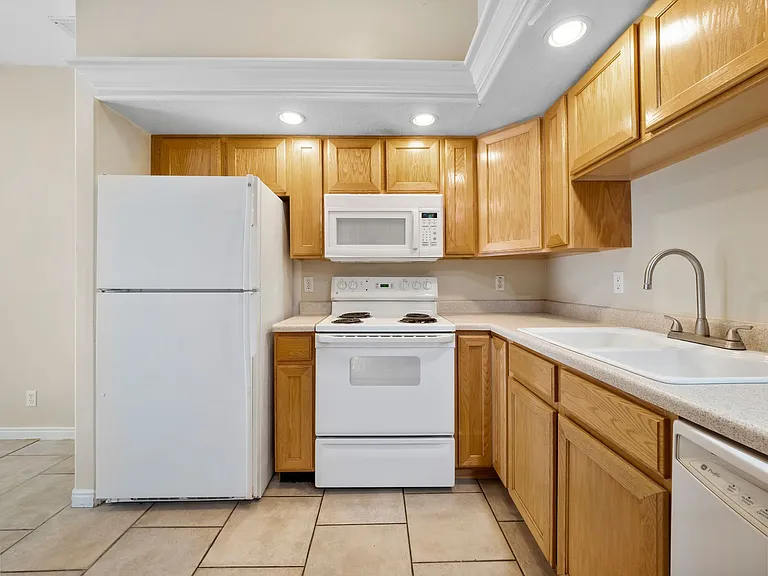 130 Peregrine Ln #29 — Photo 12