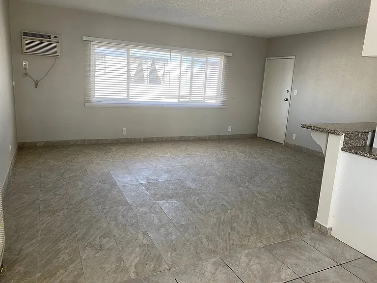 14839 Sherman Way #114 — Photo 5