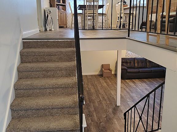 5th image of 2404 Whirlaway Dr