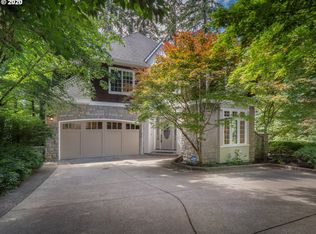 900 Fairway Rd, Lake Oswego, OR 97034