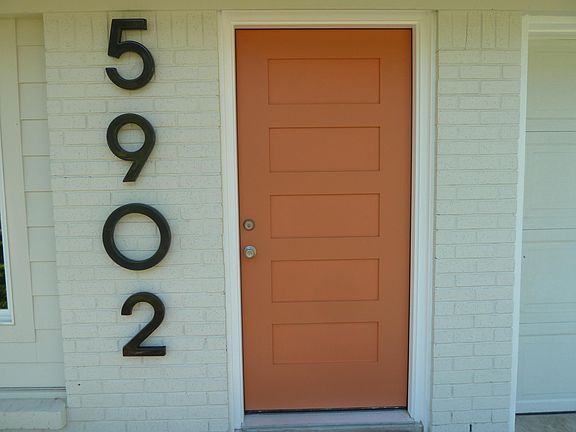 2nd image of 5902 Garden Oaks Dr